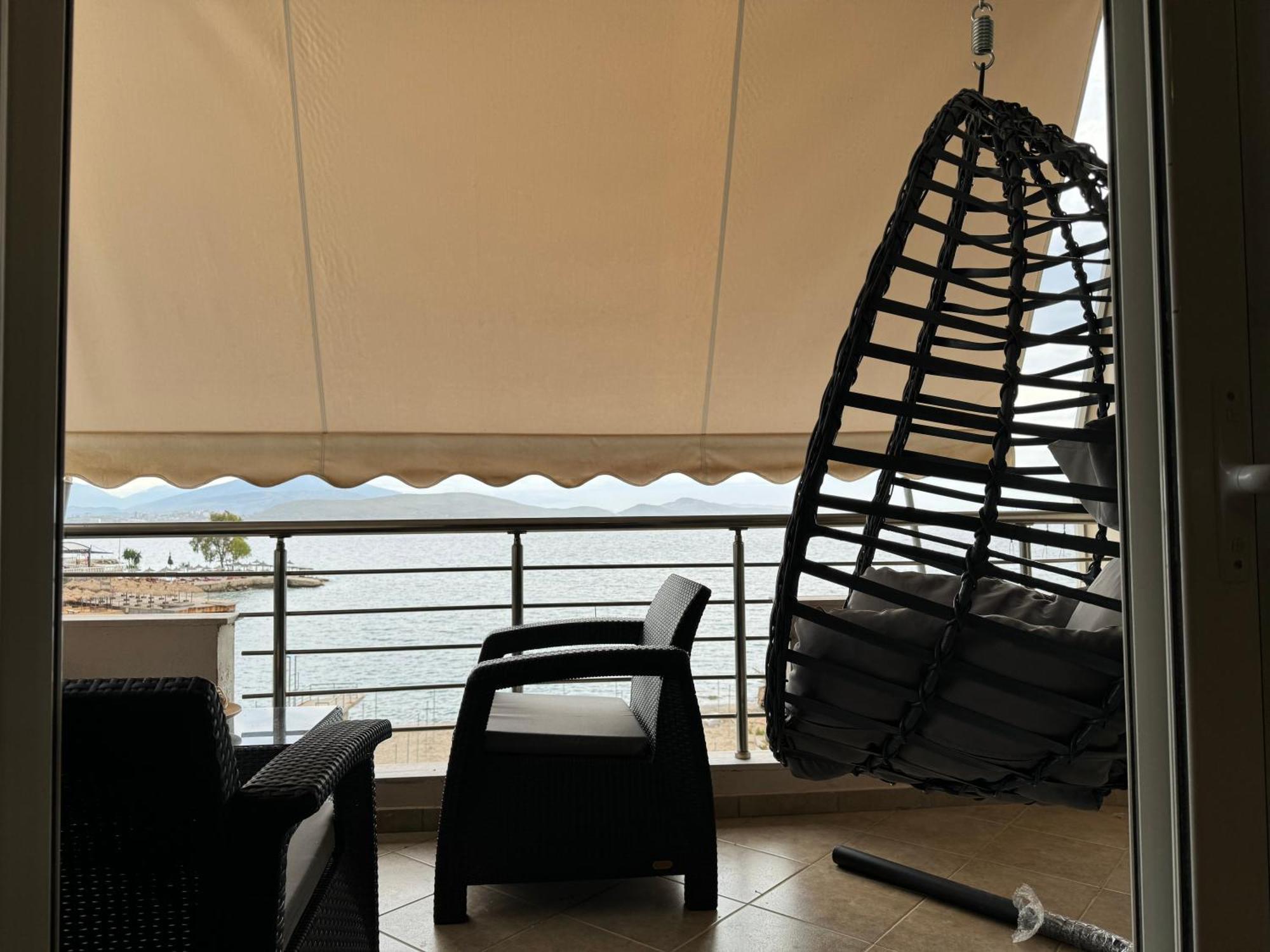 Leon Sea View Apartment Sarandë Exterior foto