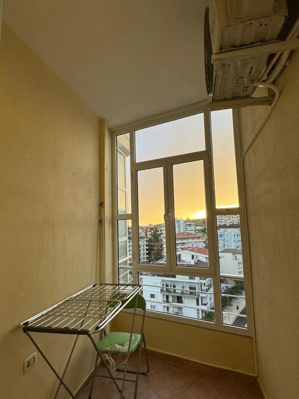 Leon Sea View Apartment Sarandë Exterior foto