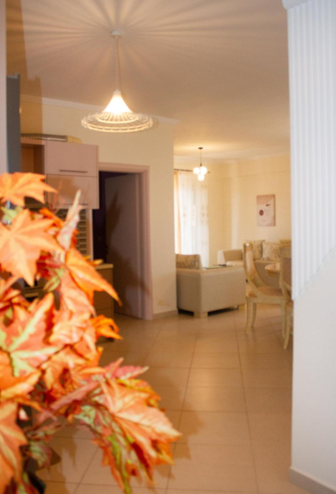 Leon Sea View Apartment Sarandë Exterior foto