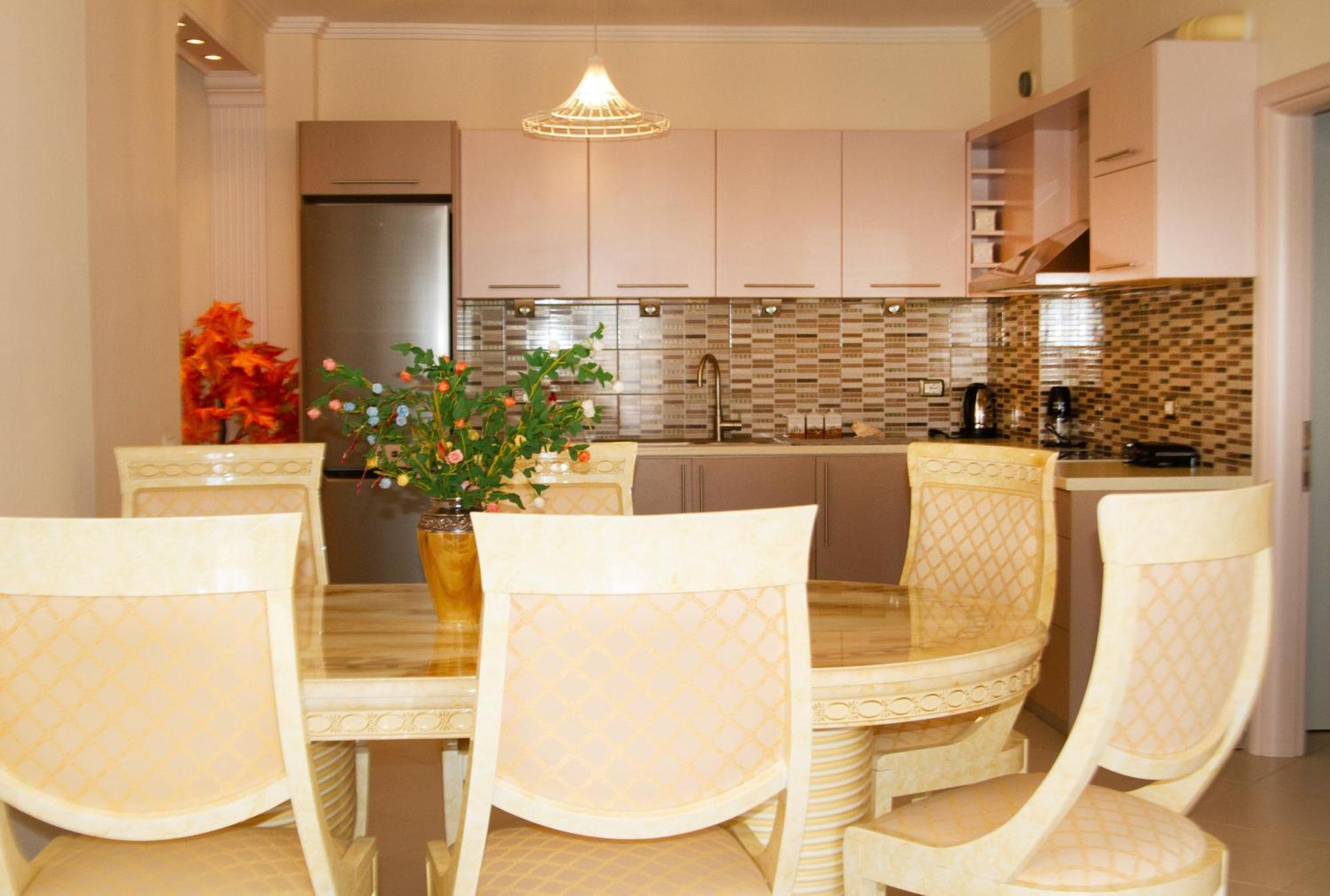 Leon Sea View Apartment Sarandë Exterior foto